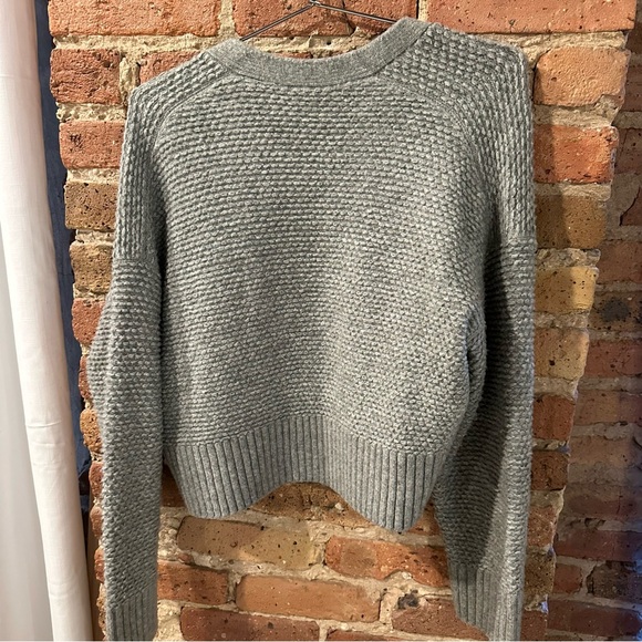 Abercrombie & Fitch Textured Gray Cardigan - Picture 7 of 7